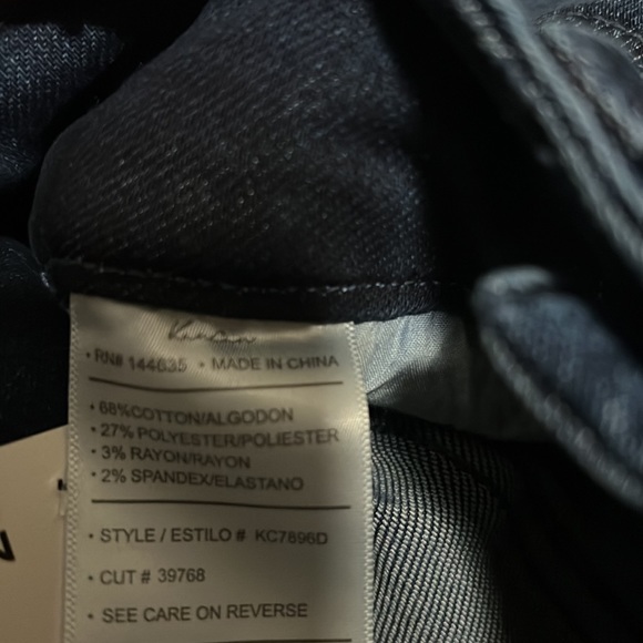 High Rise KanCan Flares! NWT! ONLY SIZE 30 LEFT! 💜 - Picture 7 of 7